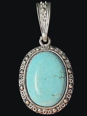 Vintage-Style Faux Turquoise Silver-Tone Ornate Oval Pendant